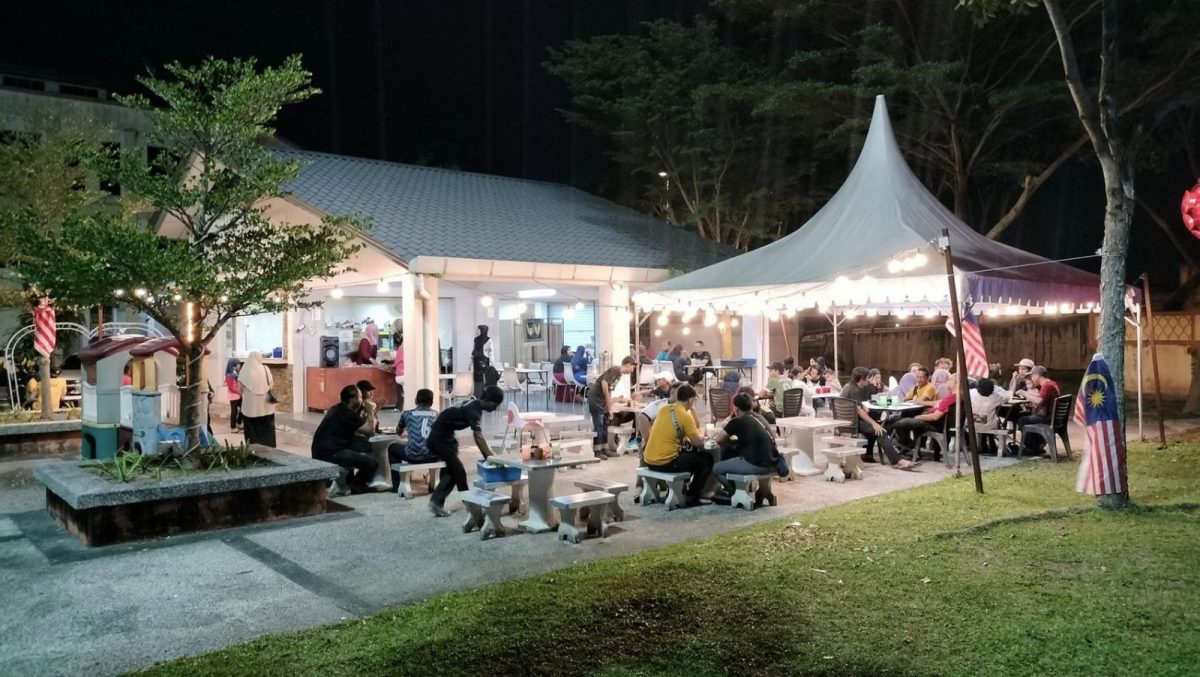 (p4主文)乐活:双肾脏功能只剩下6%,无阻36岁的万大哥创业卖鸡饭