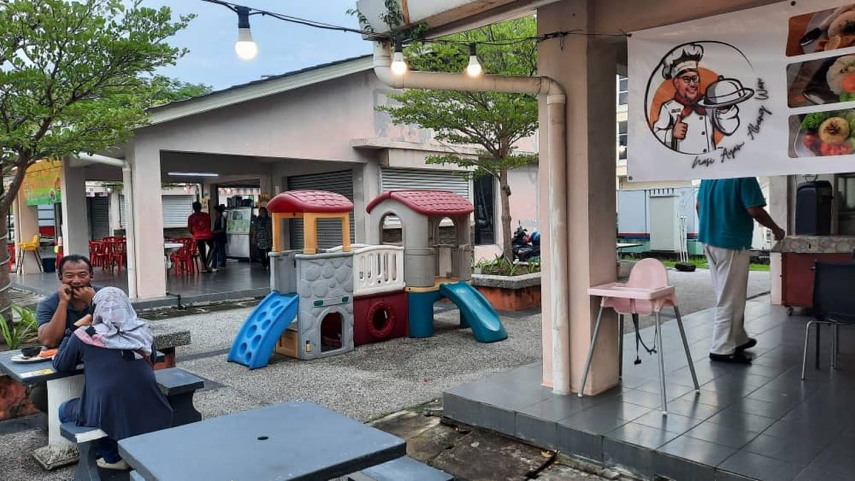 (p4主文)乐活:双肾脏功能只剩下6%,无阻36岁的万大哥创业卖鸡饭