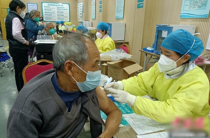 JN.1或成中国内优势流行株 专家:今冬需警惕冠病反弹