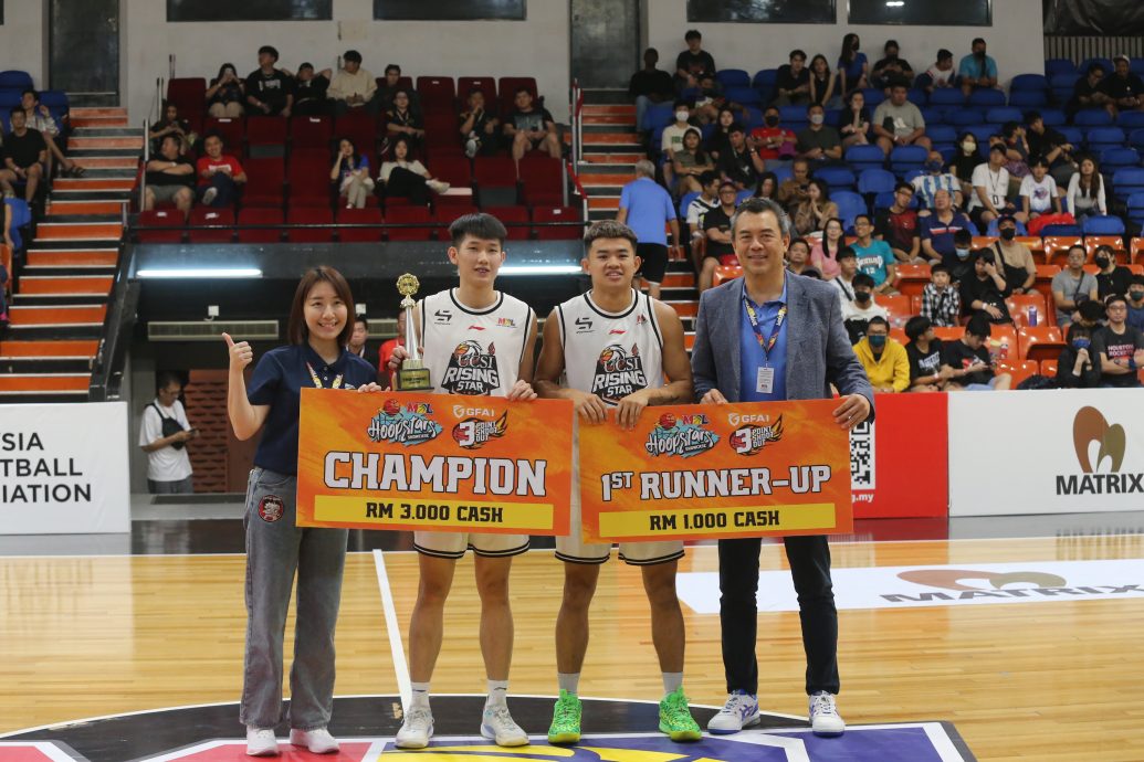 MBL| 飞越2人单手暴扣 萨特怀特膺灌篮王