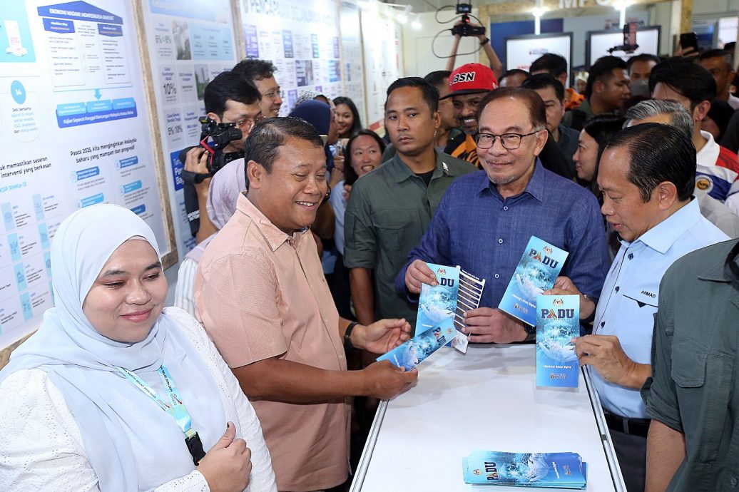 SOCSO网遭骇 安华:与网络公司合作加强安全