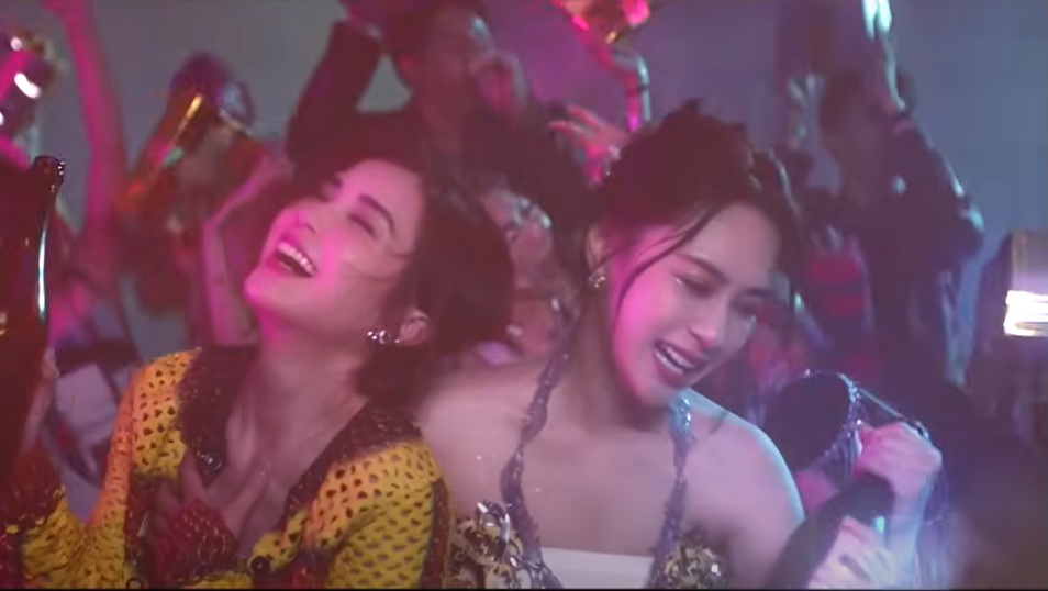 Twins新歌MV拍足21小时 阿Sa:拍到人都疯