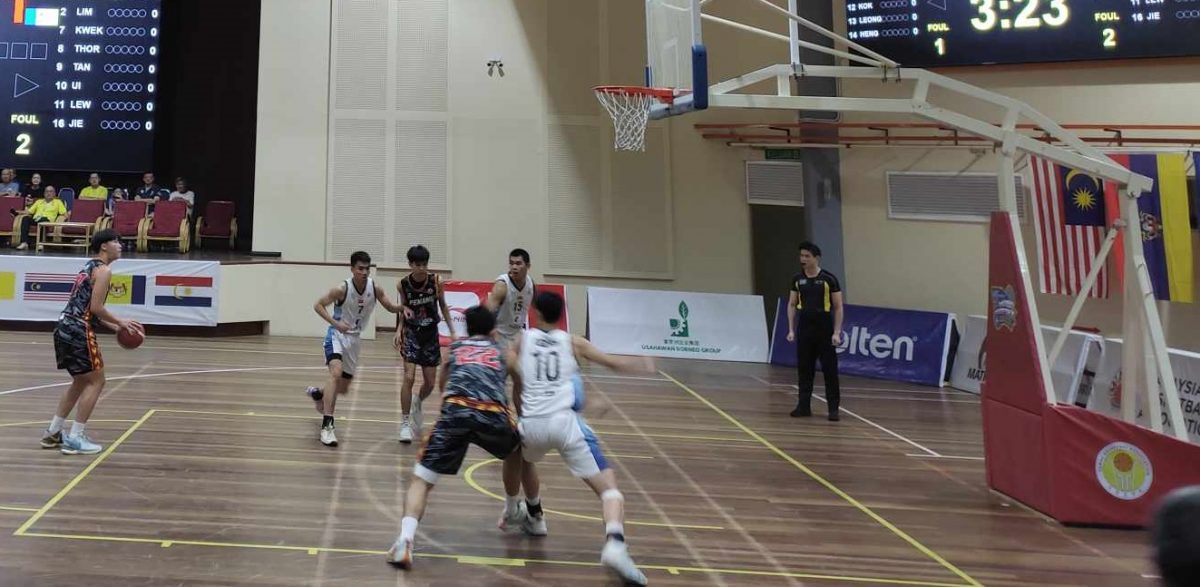 U17全国篮球赛| 平安夜上演南北战 柔(槟)男决战争冠