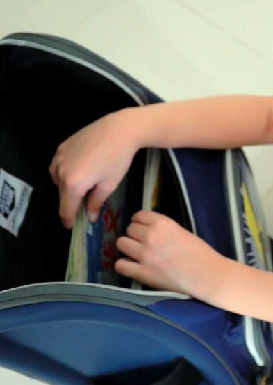 16个月大儿子送托儿所 母偷录音惊闻保姆嘶吼怒骂