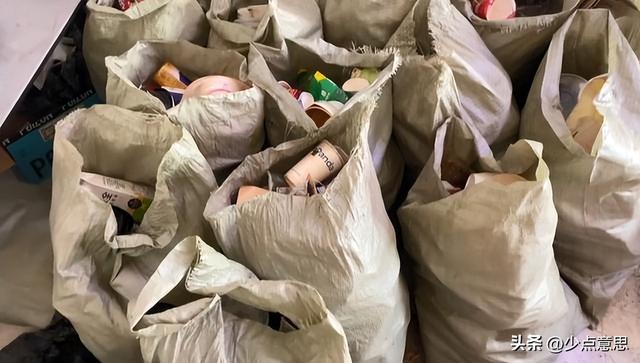 35岁男子存款百万,宁可豪宅住成垃圾堆,也坚决不娶媳妇!