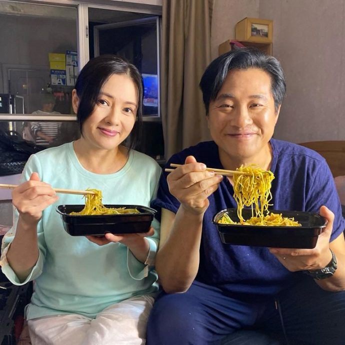 57岁李丽珍与60岁「旧爱」温馨过除夕！ 