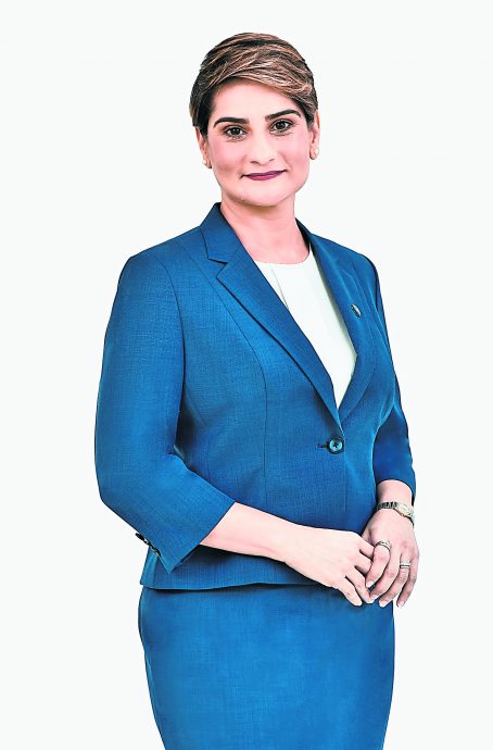 8/1 见报 红人馆