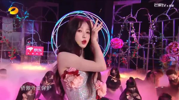 跨年真假唱鉴定出炉|蔡依林Ella真唱 王一博夸张垫音