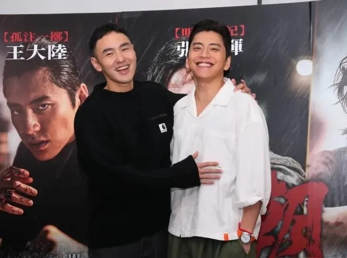 “每天都是情人节” 王大陆默认新恋情