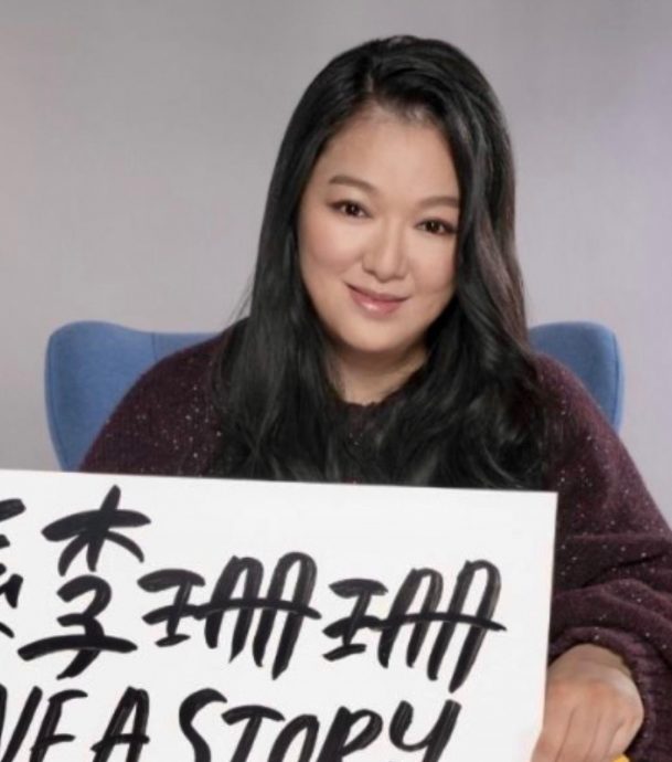 “细细粒”瘦出锁骨 撞脸前港姐冠军李珊珊