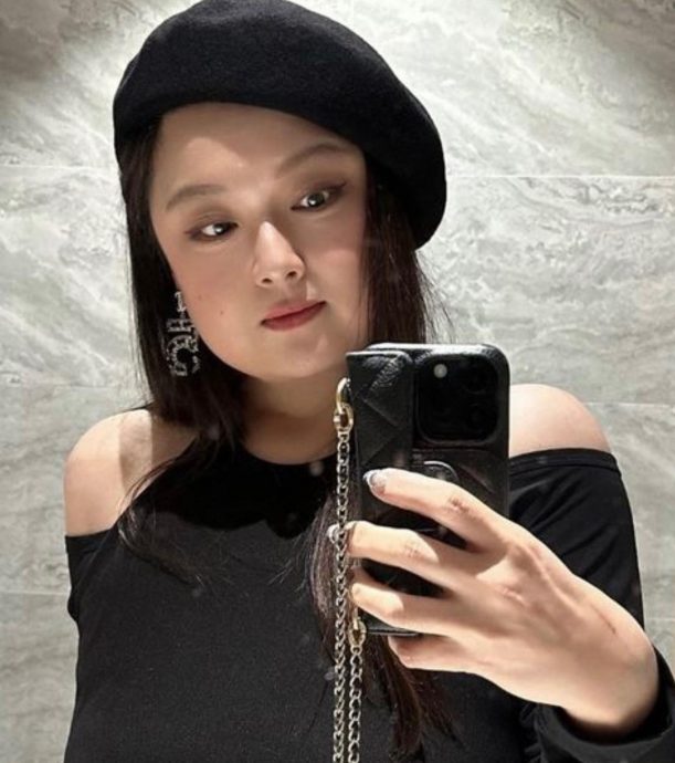 “细细粒”瘦出锁骨 撞脸前港姐冠军李珊珊