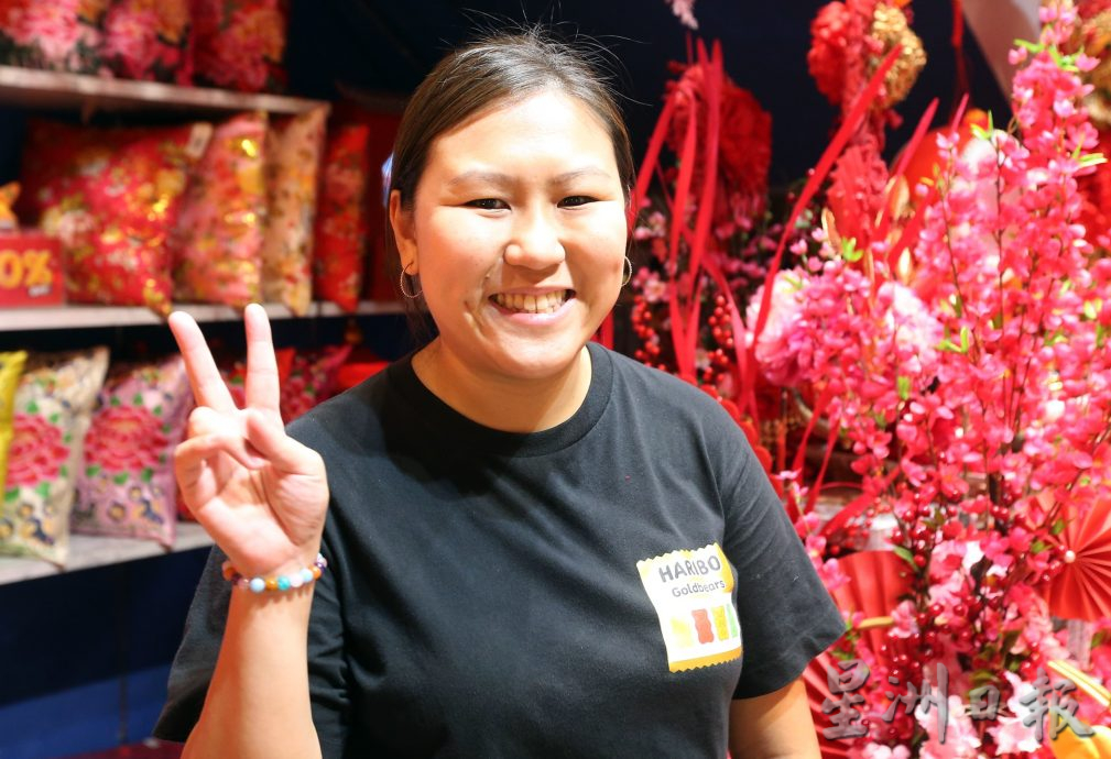 “龙”饰品买气旺 业者:维持原价薄利多销