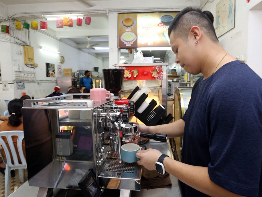 ★1月14日刊登／大霹雳封底主文／【人气美食】／高宾茶餐室喝下午茶  精品咖啡配蛋糕