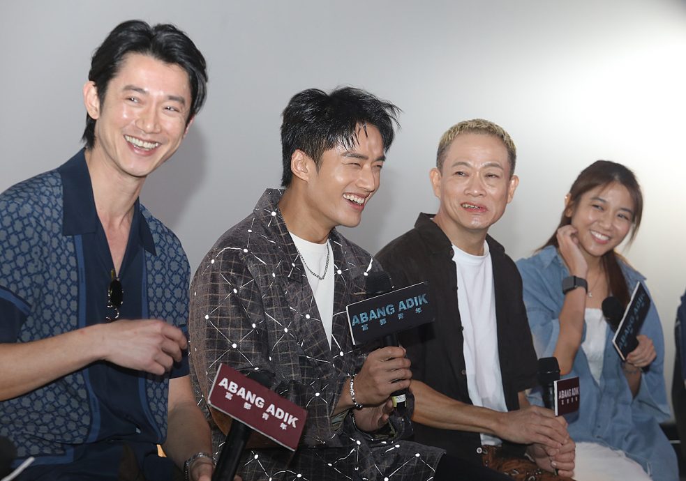 《富都青年》票房破520万 吴慷仁玩疯满场找人敲头