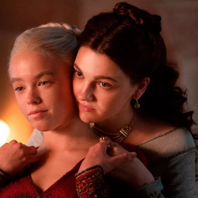 《龙之家族》公主 加盟DC演女超人