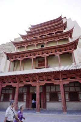 【中国】从莫高窟到阳关，苍凉大漠驼铃吟唱