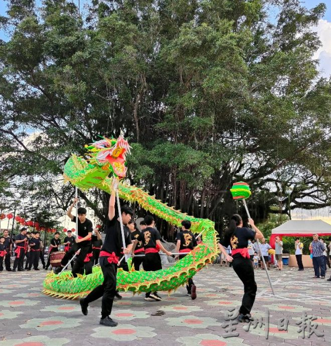 万事兴龙2024 甘文阁年货街开跑春意浓