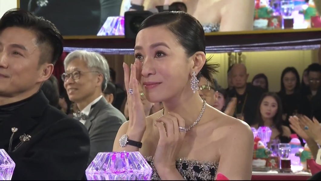 万千星辉2023|高海宁入行15年哭夺女配