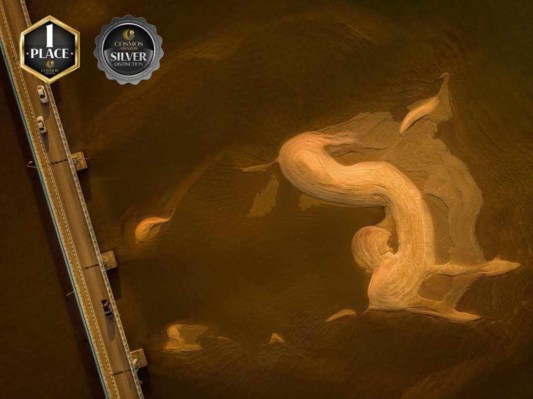 东:过去一年在4项国际摄影比赛频频得奖的摄影师李政全,获得吉兰丹州政府赞助他到日本东京出席领奖的盛会“AsiaWPA年度峰会及颁奖典礼”,为丹州争光!