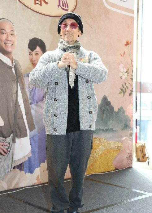 为《状王之王》搞噱头 王浩信玩梗自嘲泡诙剧	