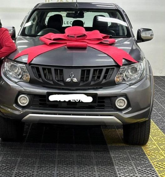 买二手车48小时就抛锚被拖车!车主:才知是“泡水车”花近2万维修