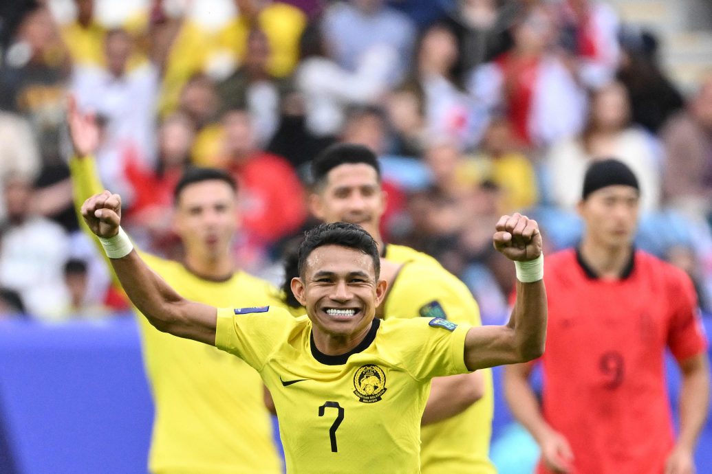 亚洲杯足球赛| 替补4分钟打进压哨绝平球 莫拉莱斯:如一场梦