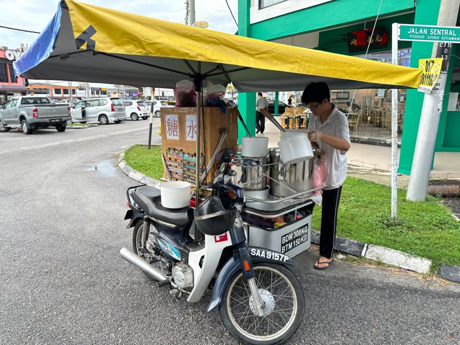 人气美食 | 花生糊黑芝麻糊麻糬…… 三轮摩托糖水甜点好吃