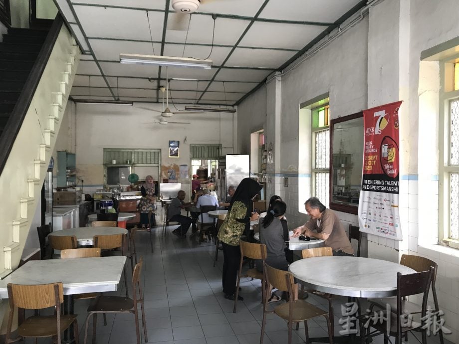 今天下/大霹雳封底主文/【老茶室情怀】/悦来茶室采旧式发酵法 老海南味道包香飘扬