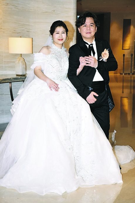 伍仲衡大婚星光熠熠 许诺爱妻不单独约异性 