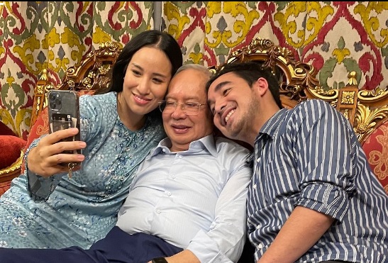 传父亲将被特赦 纳吉儿女社媒没动静