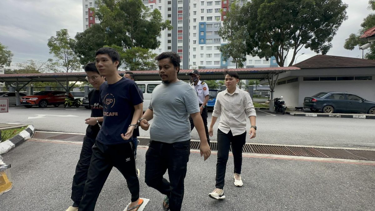 供星洲网:5男女被控线上贷款诈骗不认罪,最年轻被告仅19岁