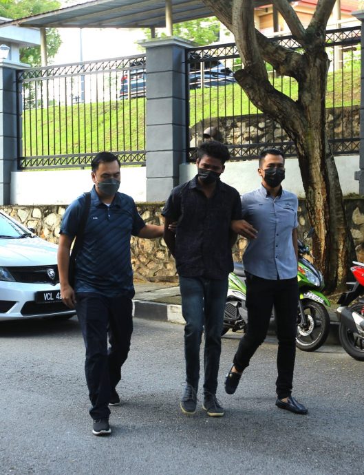 供星洲网:NS芙蓉/未成年少年涉谋杀长者,今被押往芙蓉推事庭提控