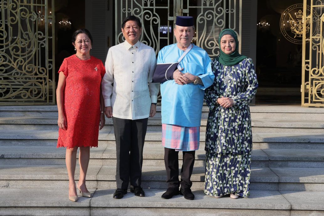 元首特辑(文三)/柔苏丹与多位国家领袖有交流