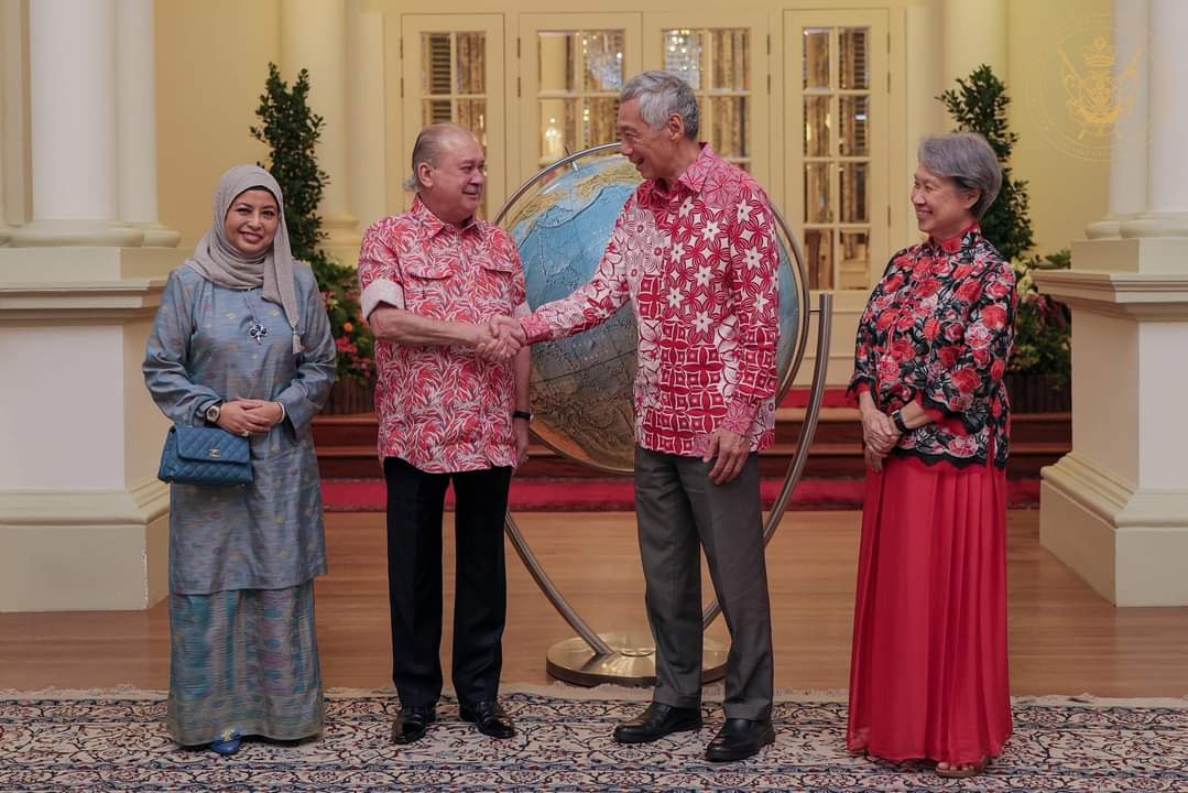 元首特辑(文三)/柔苏丹与多位国家领袖有交流