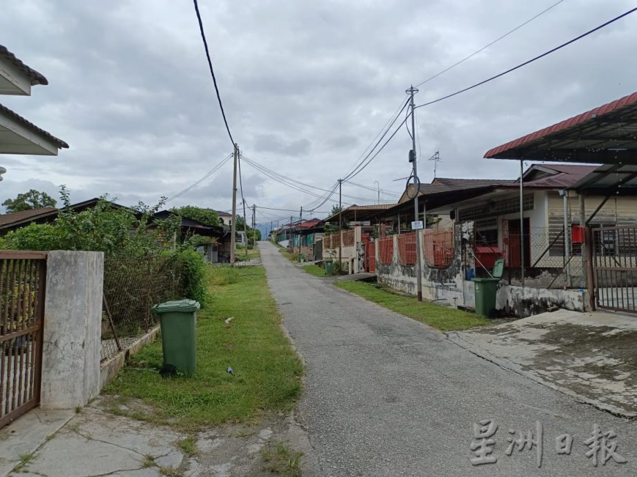 入屋破坏偷吃便溺 猴子犯境丹那依淡