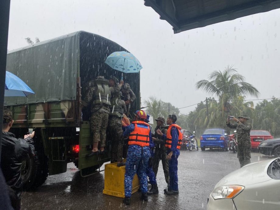 全柔今日再下长命雨 哥打灾情严峻,4道路禁通车