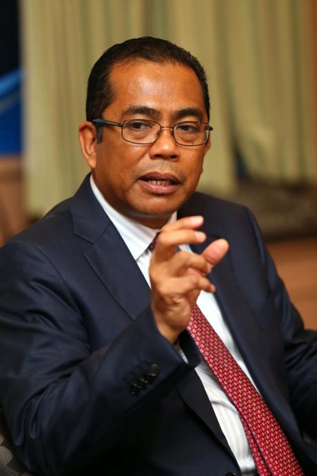 莫哈末卡立:国防部全力配合调查 900万军营案被视为教训