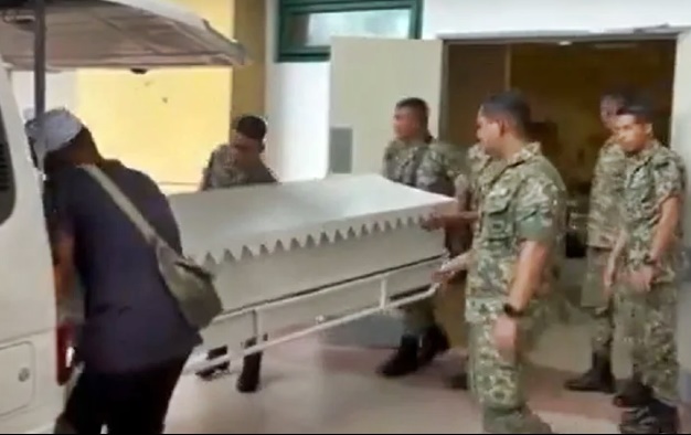 全:3名男孩在军队训练池溺水家人悲痛