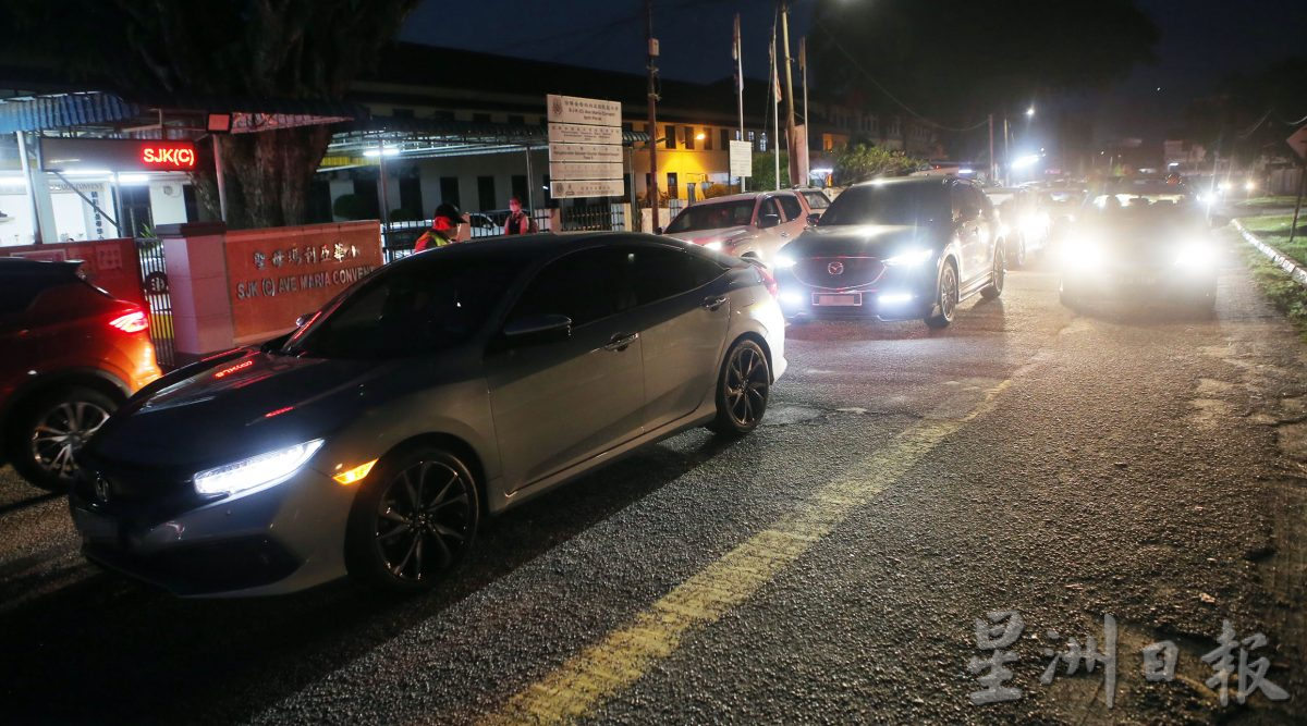 冠病疫情升温  学校复课小心防疫