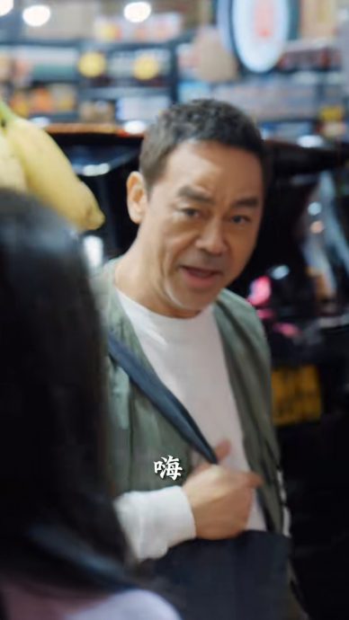 刘青云开抖音接地气 10万人涌入：更喜欢你太太