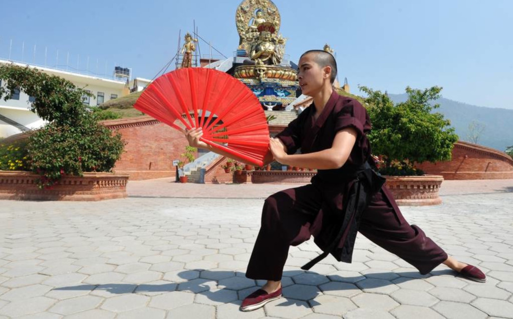 功夫尼姑化身尼泊尔妇女救世主 追求性别平等教女性武术防狼