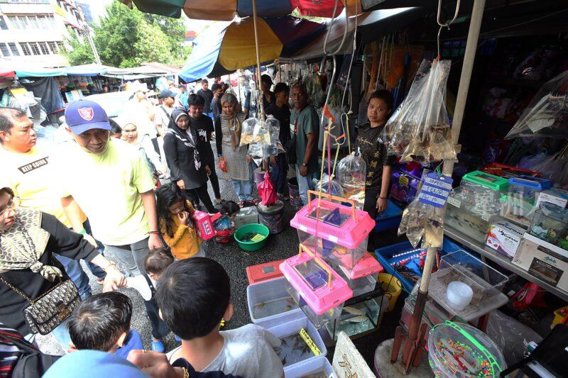 ¬P¬w¤H¯S½Z-´M³½¤Ñ°ó °OªÌ¡G¾Ð¶² Äá¼v¡G¶À¦B¦B