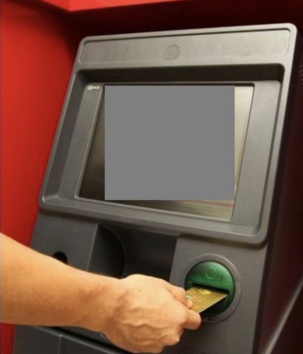 协助提款查看存额 男子乍舌:外劳竟存到30万!