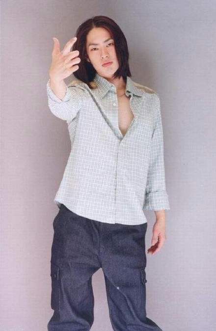 周星驰离子烫会面吴建豪 网求正面照