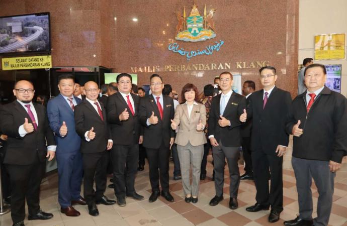 大都会/封面/雪州县市议员/跟进士拉央新届市议员