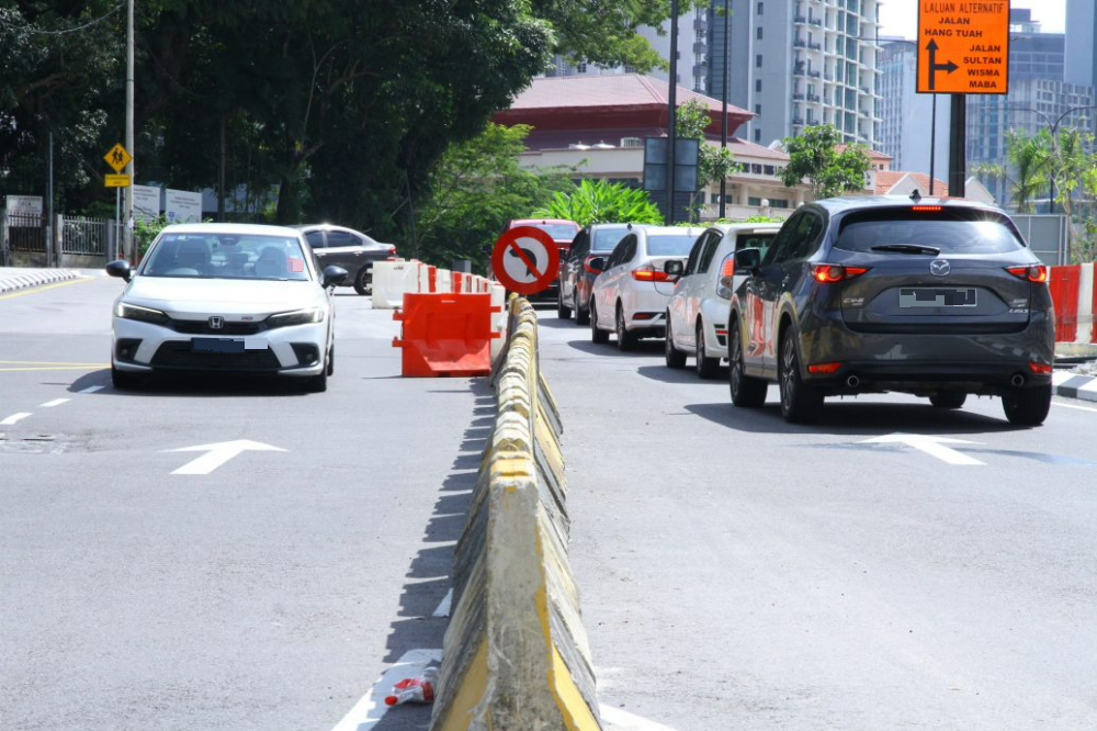 大都会/封面/苏丹街汉惹柏路部分改单向道/14图