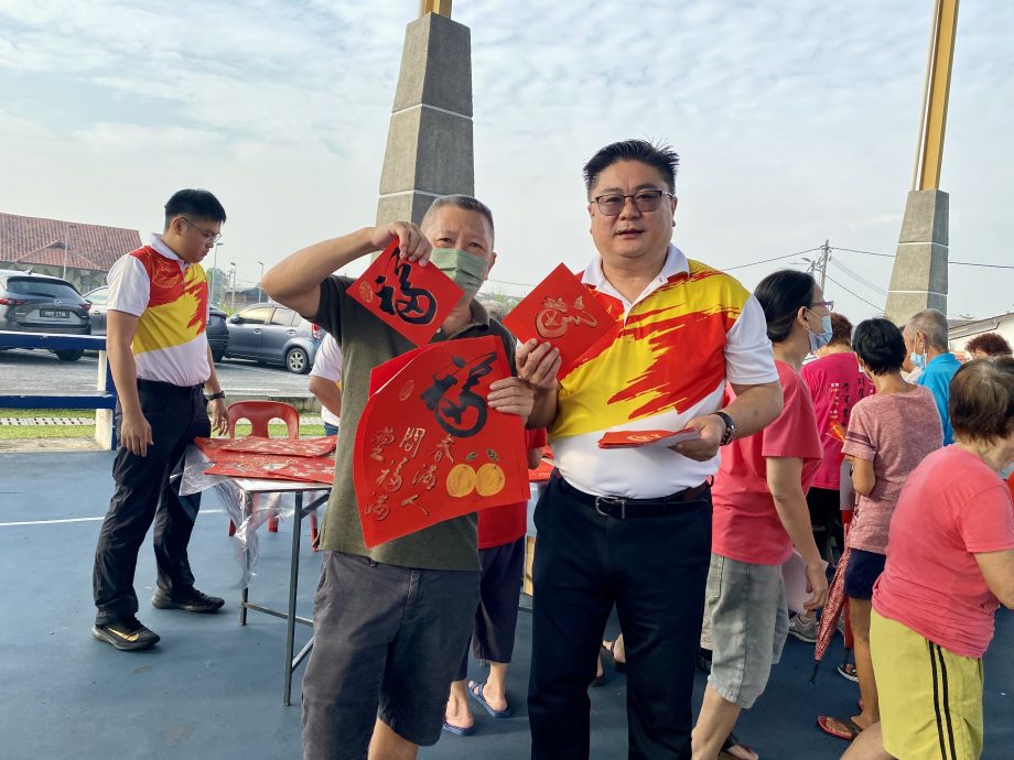 大都会/巴生卫星市送春联 柯鹏飞:新春购物券28日派发