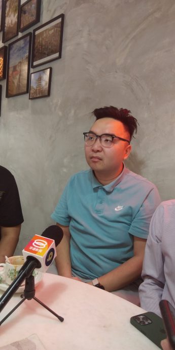 大都会/ME02双头之一/林立迎建议甲洞鸿图园工业区泊车收费