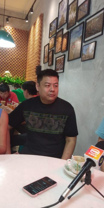 大都会/ME02双头之一/林立迎建议甲洞鸿图园工业区泊车收费