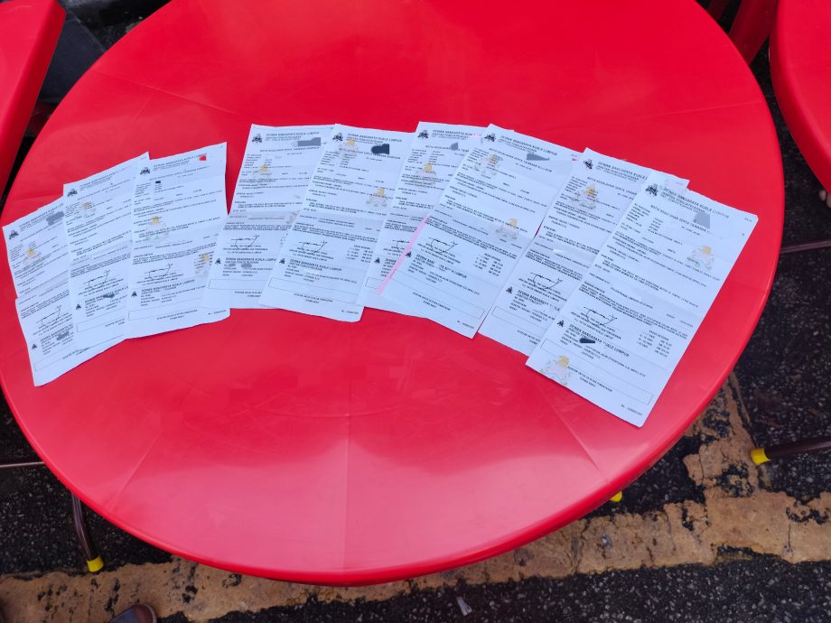 大都会/ME03副文/余保凭PC/甲洞鸿图园工业区停车课题